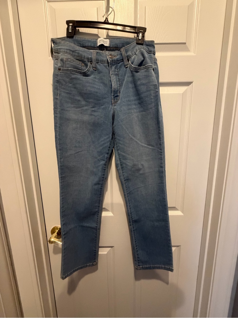 crown & ivy Light Wash Straight-Leg Women’s Jeans